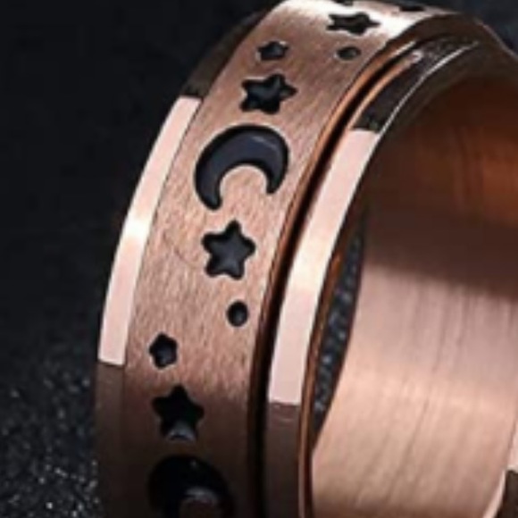 Celestial Moon & Stars Stainless Steel Rose Gold Fidget Ring, size 10 - Picture 4 of 6